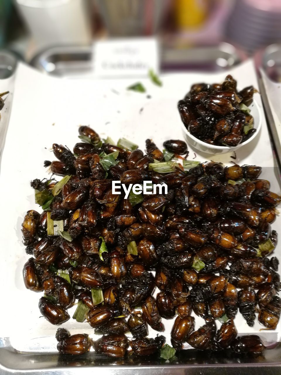 HIGH ANGLE VIEW OF FOOD SERVED ON TABLE