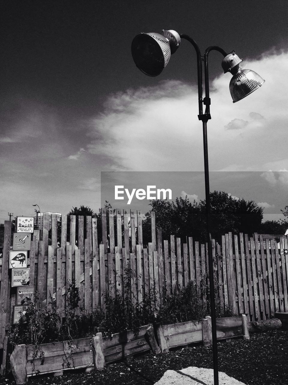 VIEW OF STREET LIGHT AGAINST SKY