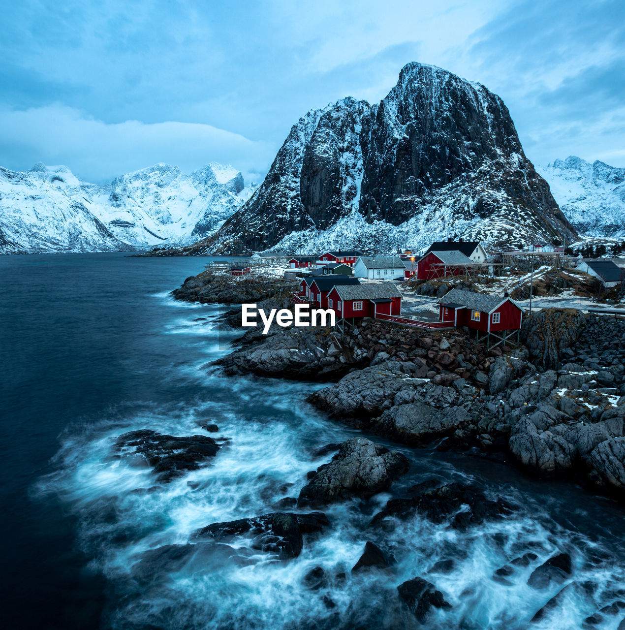 SCENIC VIEW OF SNOWCAPPED MOUNTAINS DURING WINTER