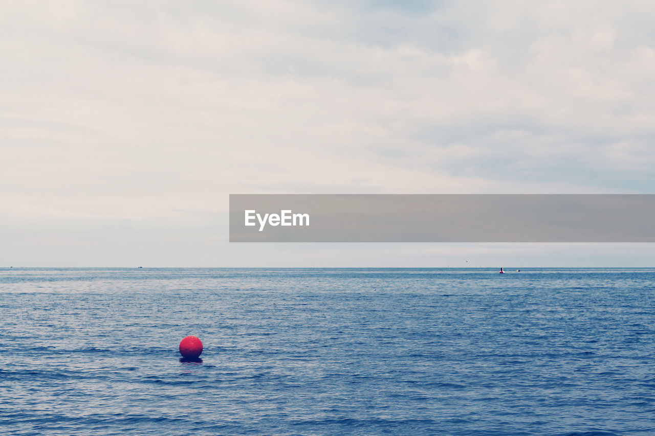 SCENIC VIEW OF SEA