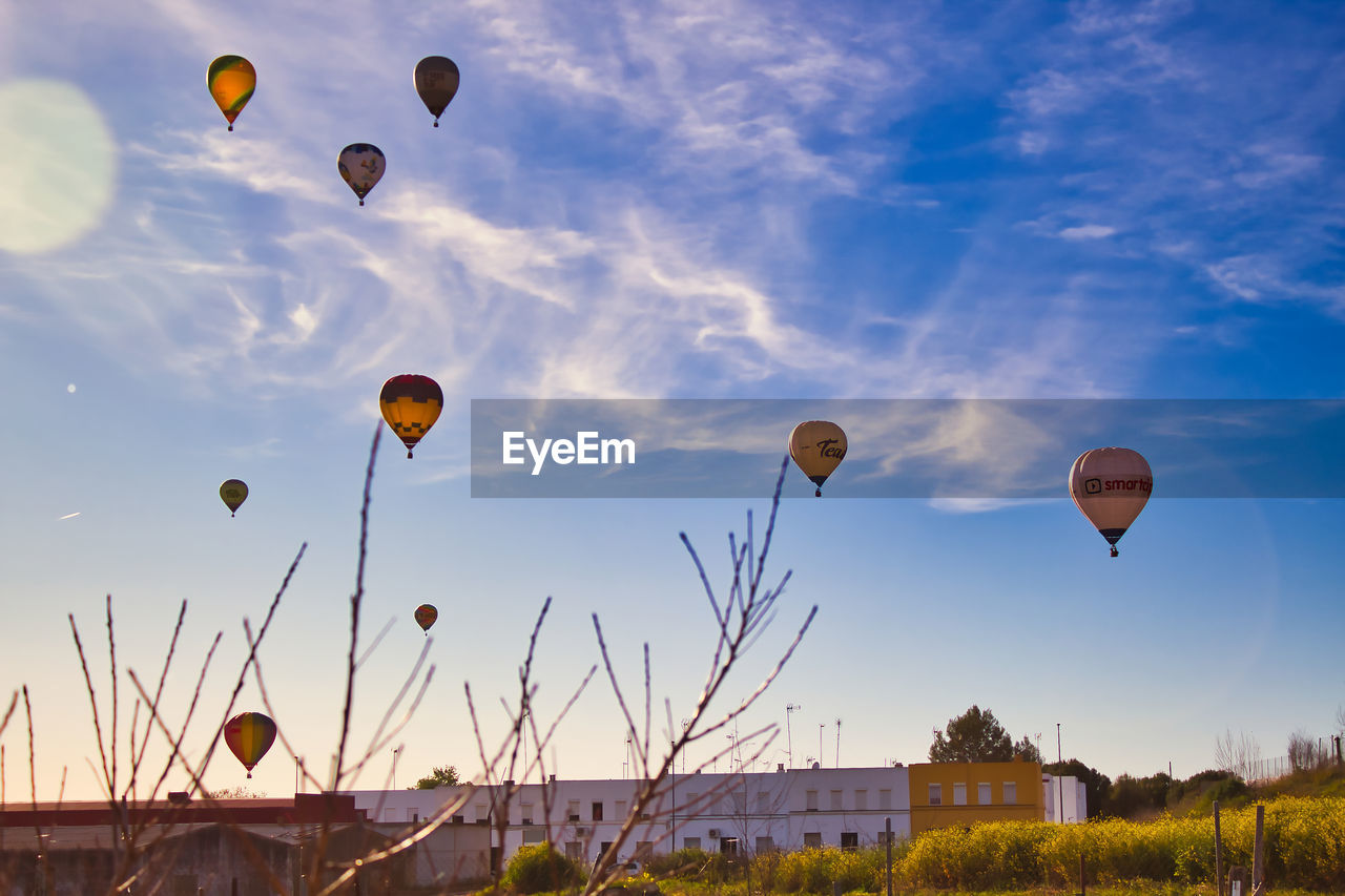 LOW ANGLE VIEW OF HOT AIR BALLOON AGAINST SKY