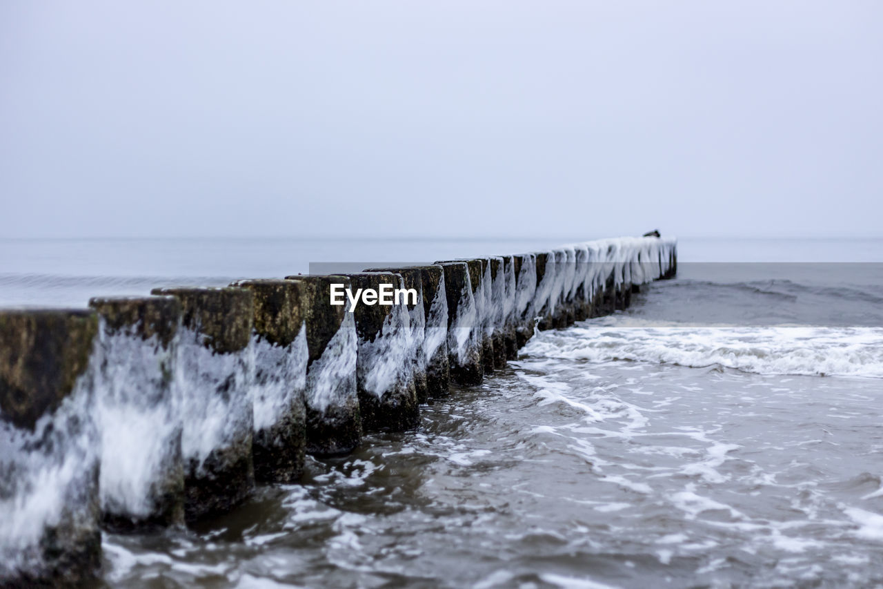 PANORAMIC SHOT OF SEA AGAINST SKY