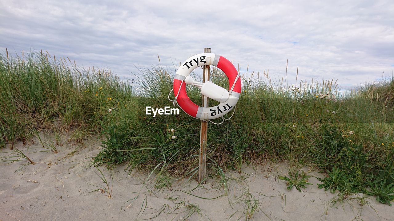 VIEW OF SIGN ON BEACH
