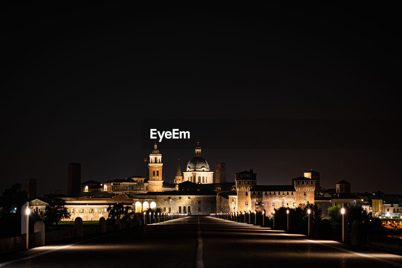 ILLUMINATED BUILDINGS AT NIGHT