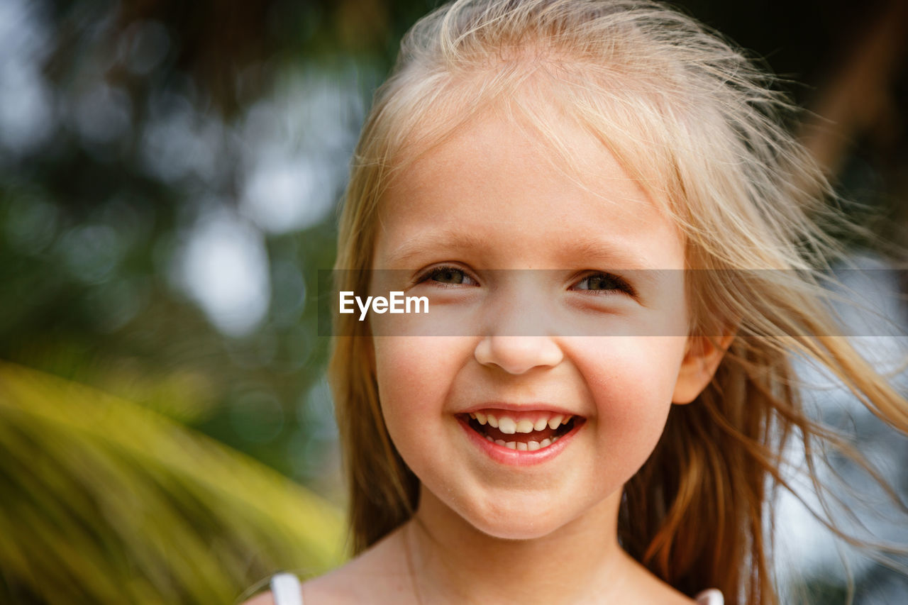 Portrait of a smiling girl