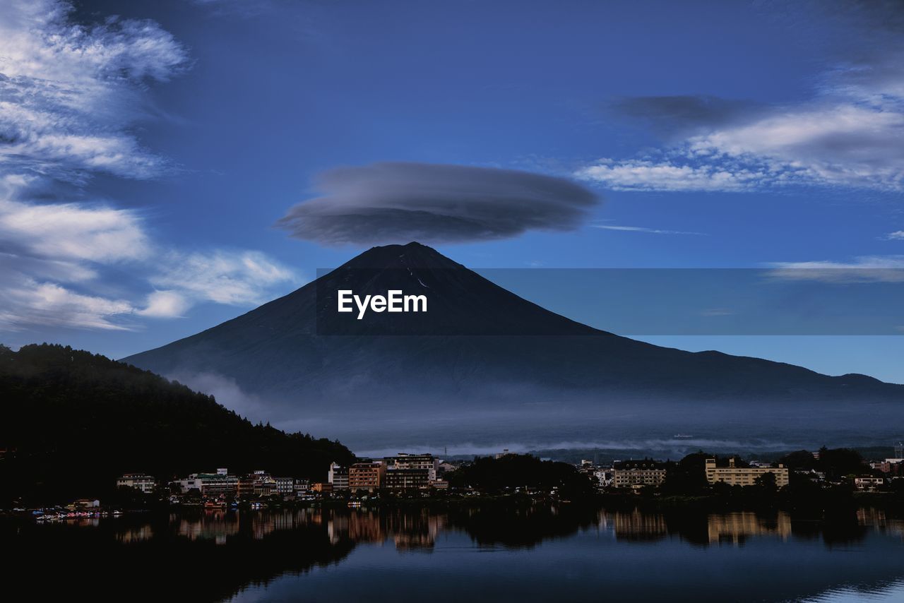 This is the lenticular cloud of mt. fuji