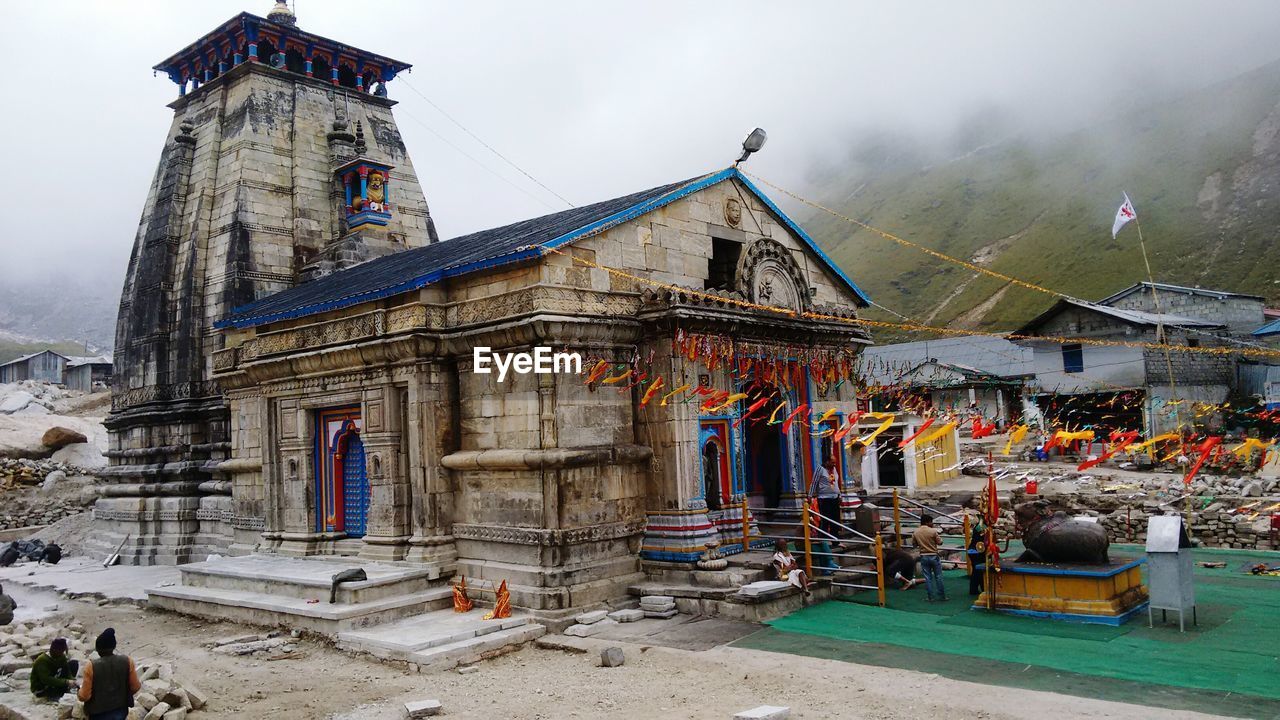 Kedarnath temple during foggy weather