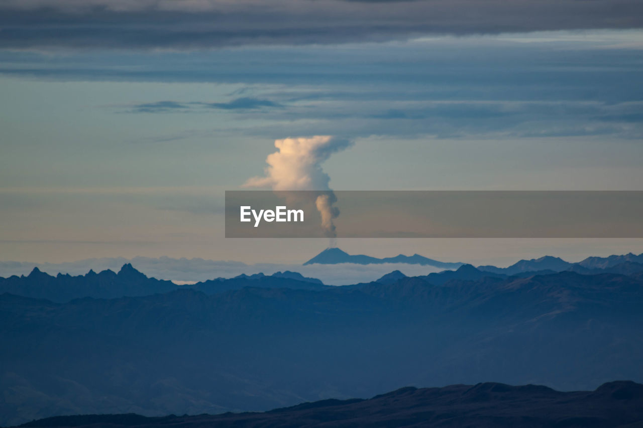 Volcán ecuador 