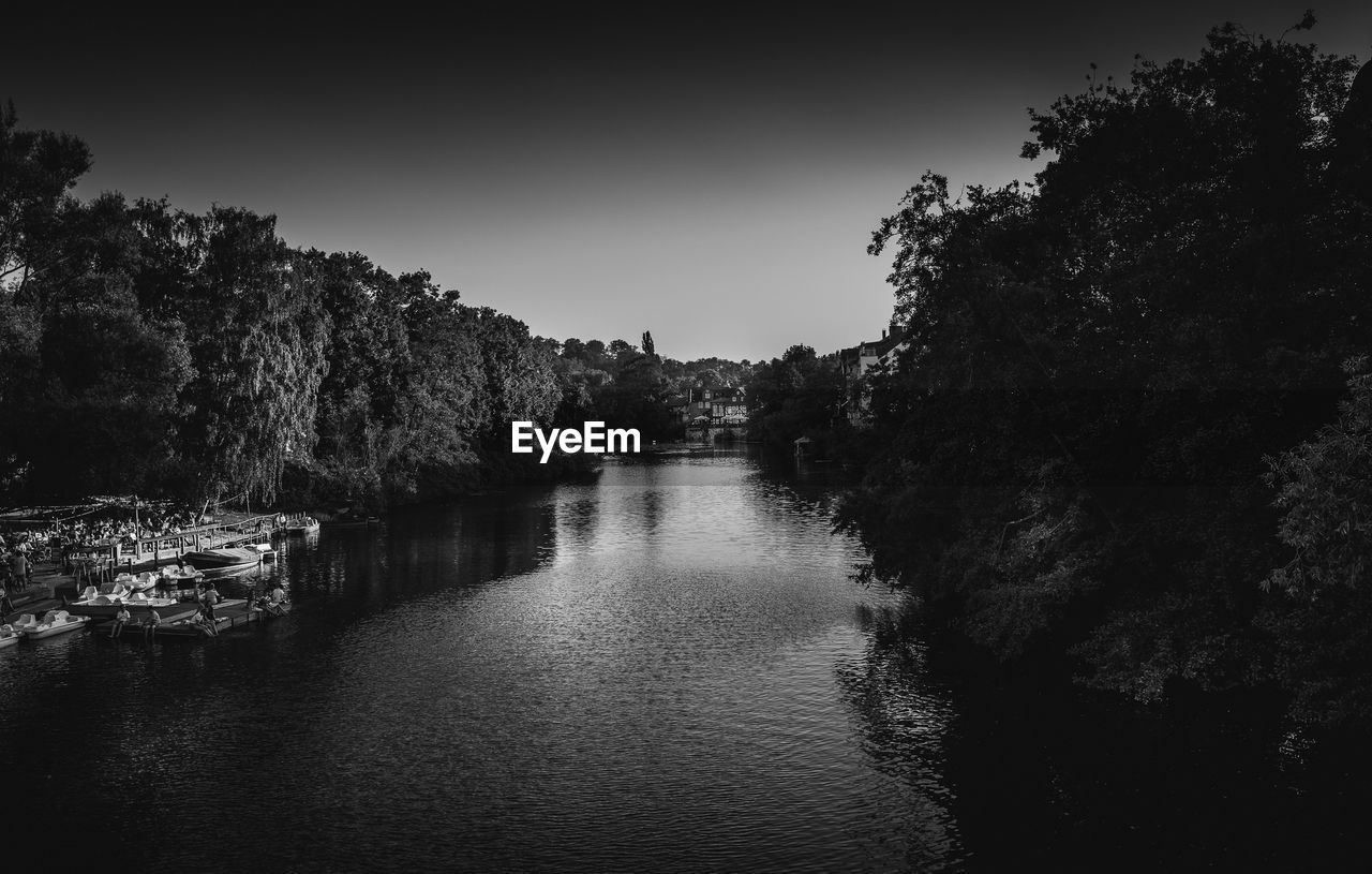 SCENIC VIEW OF RIVER AGAINST SKY