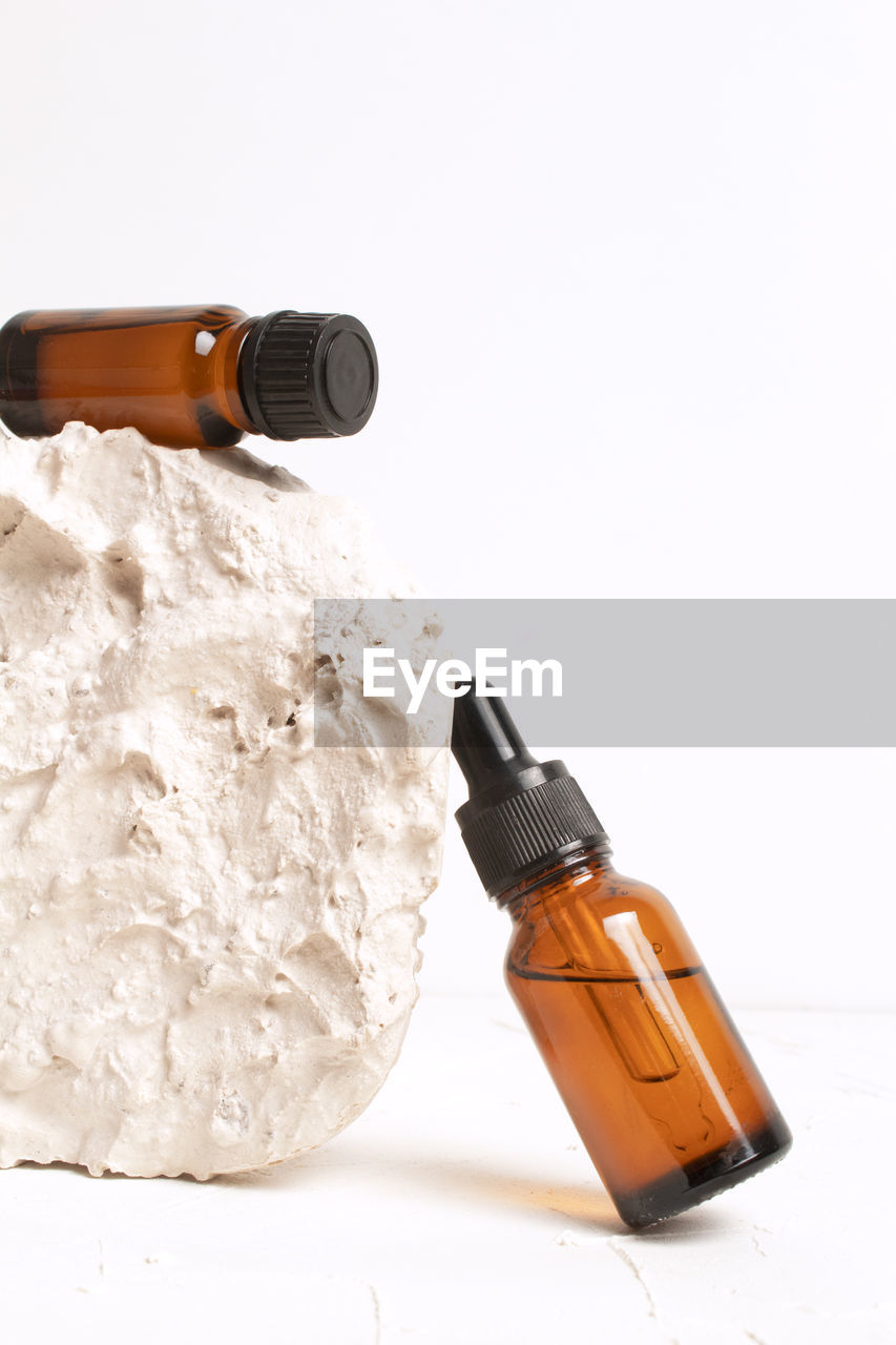 bottle, white background, container, food and drink, studio shot, indoors, no people, wine bottle, food, cut out, alcohol