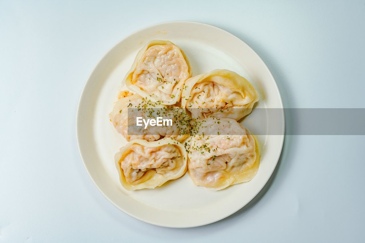 food, food and drink, dish, plate, healthy eating, freshness, breakfast, meal, produce, wellbeing, indoors, no people, cuisine, directly above, vegetable, italian food, high angle view, studio shot, pasta, still life, serving size