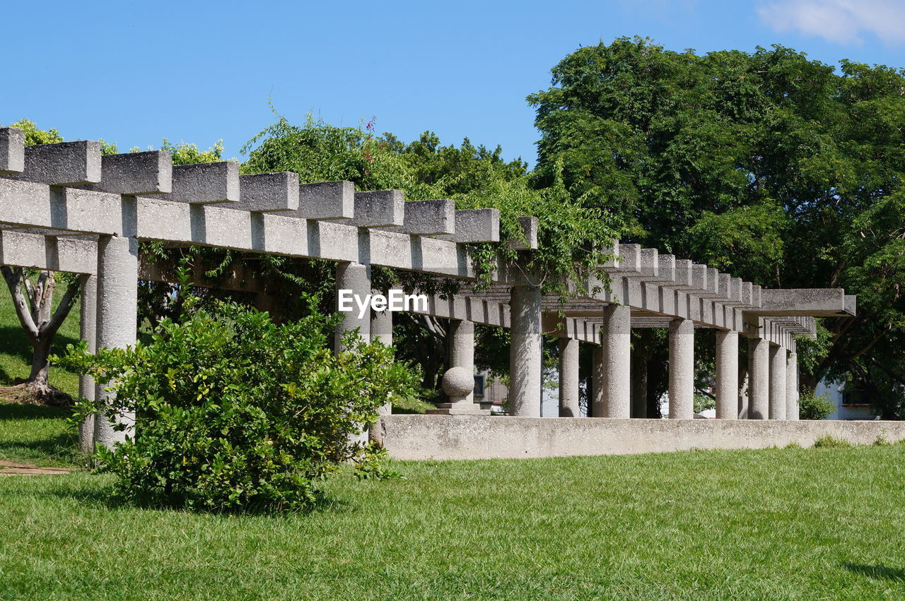 VIEW OF OLD BUILDING