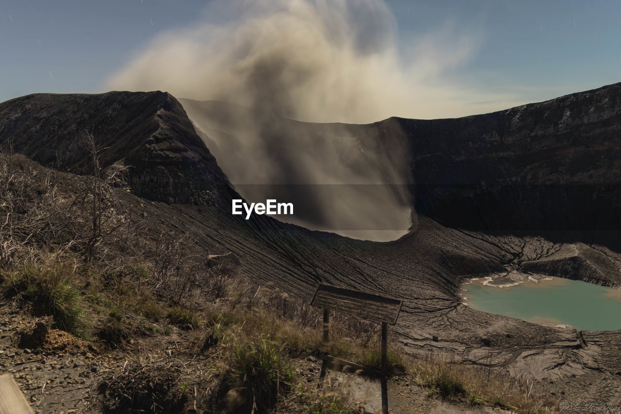 SCENIC VIEW OF VOLCANIC MOUNTAIN