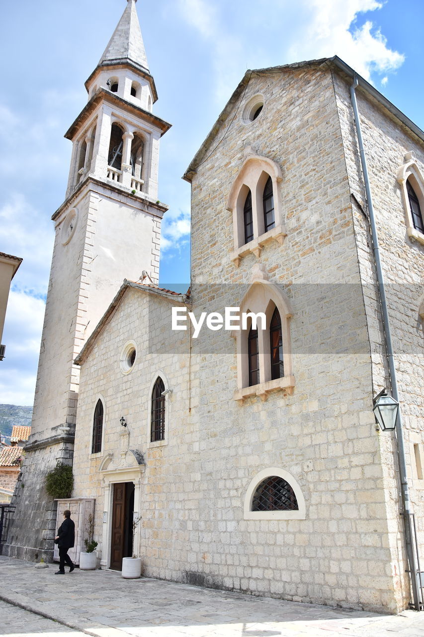 LOW ANGLE VIEW OF A BELL TOWER