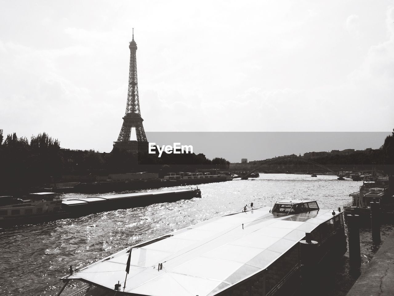 Seine river with eiffel tower in background