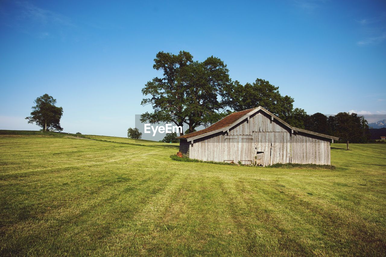 HOUSE ON FIELD