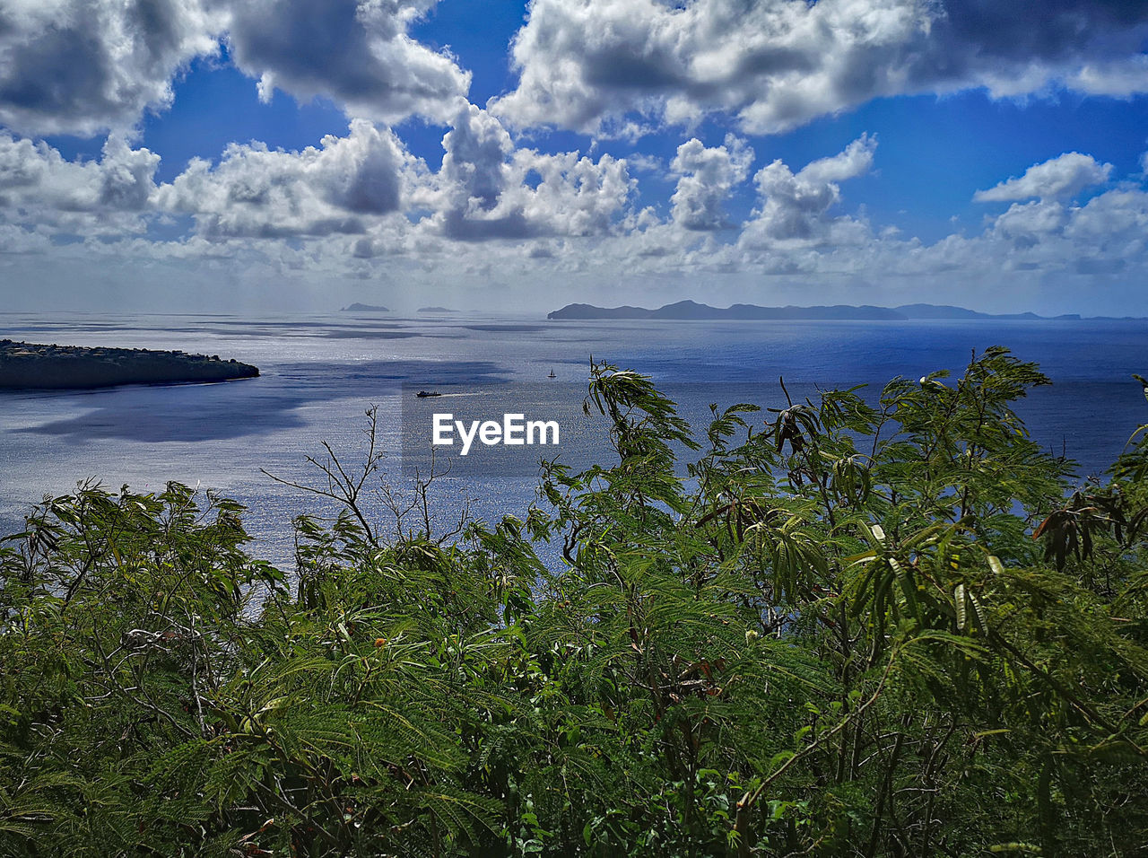 VIEW OF SEA AGAINST SKY