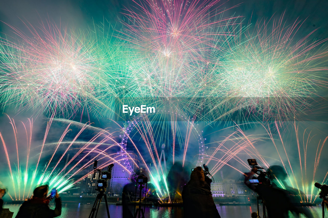 London new years eve fireworks celebrating the start of 2020 in front of the london eye. 