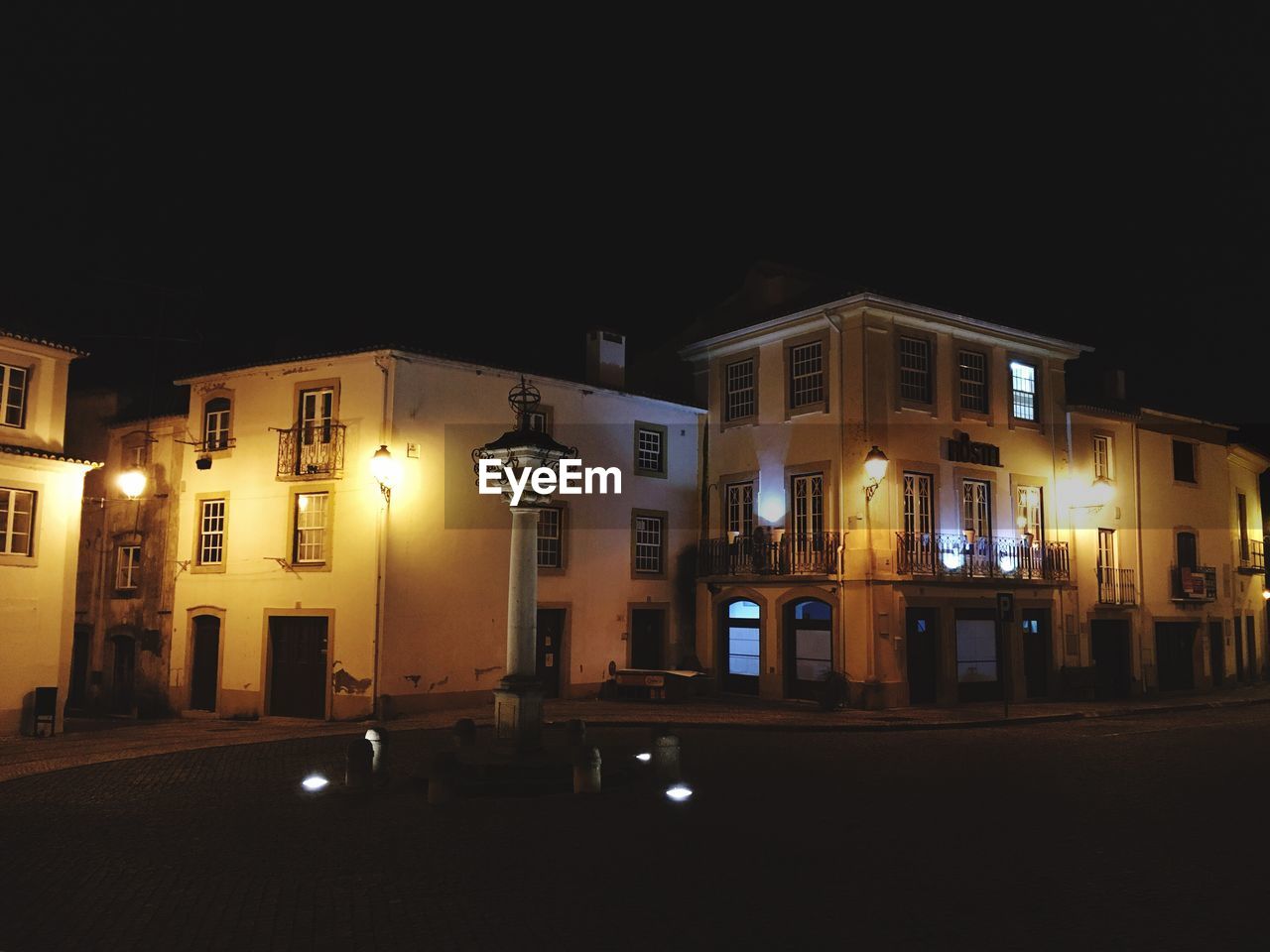 ILLUMINATED CITY AT NIGHT