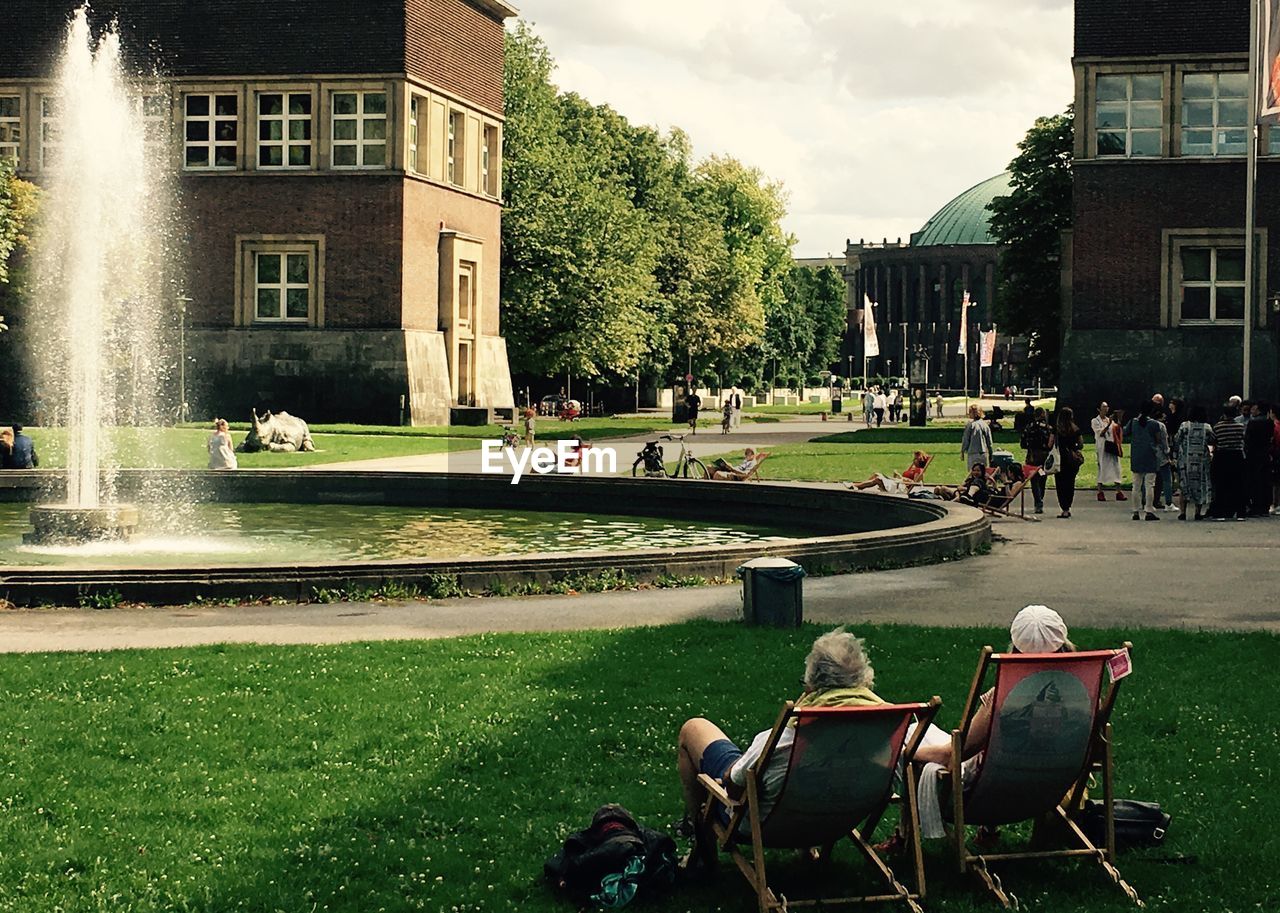 PEOPLE IN PARK