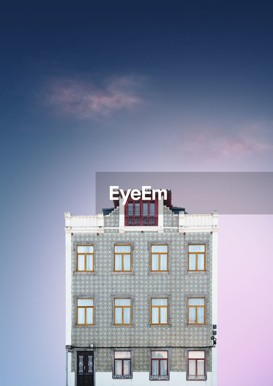 Minimal, pastel coloured architecture Photography Minimal Architecture Photography Minimal Gradient Pastel Colours Building Porto Minimal Architecture Minimalism Simone Hutsch Heysupersimi Accidentally Wes Anderson