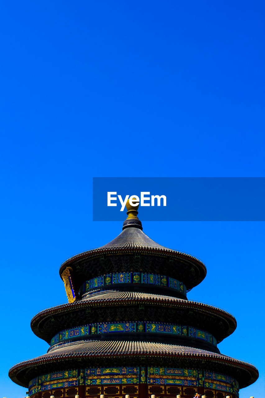 LOW ANGLE VIEW OF A TEMPLE