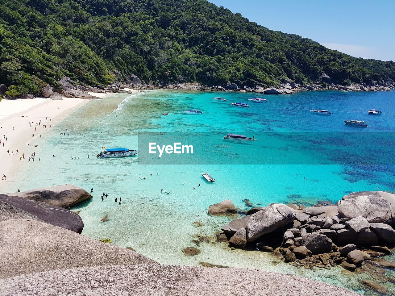 PANORAMIC VIEW OF SEA AGAINST SKY