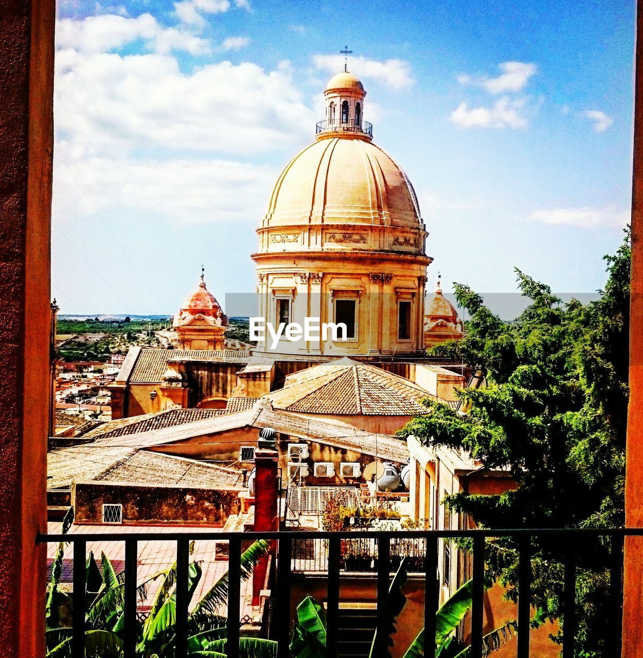 VIEW OF CHURCH AGAINST SKY