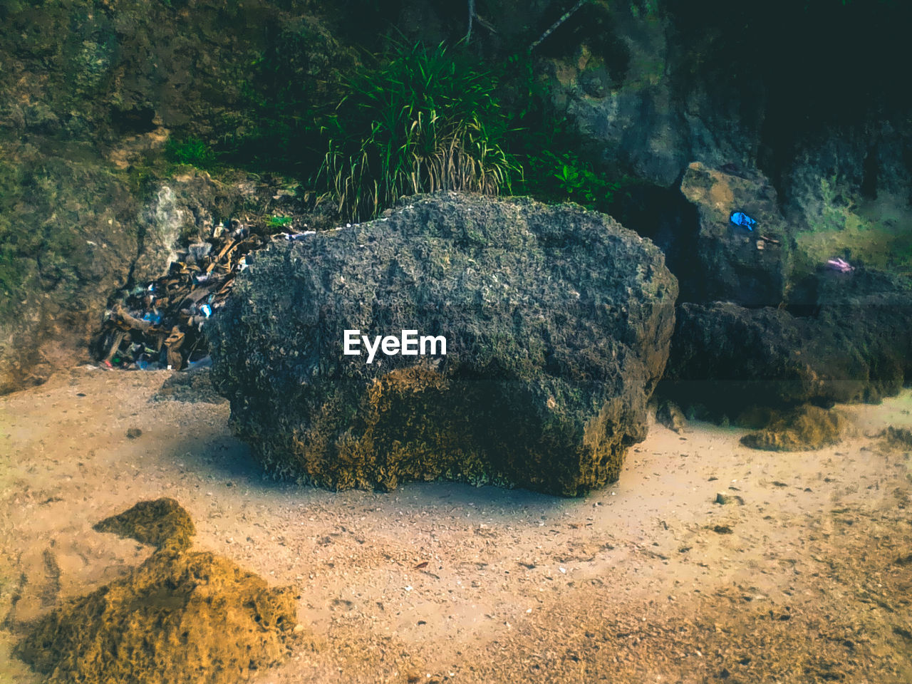 ROCK FORMATION IN SAND