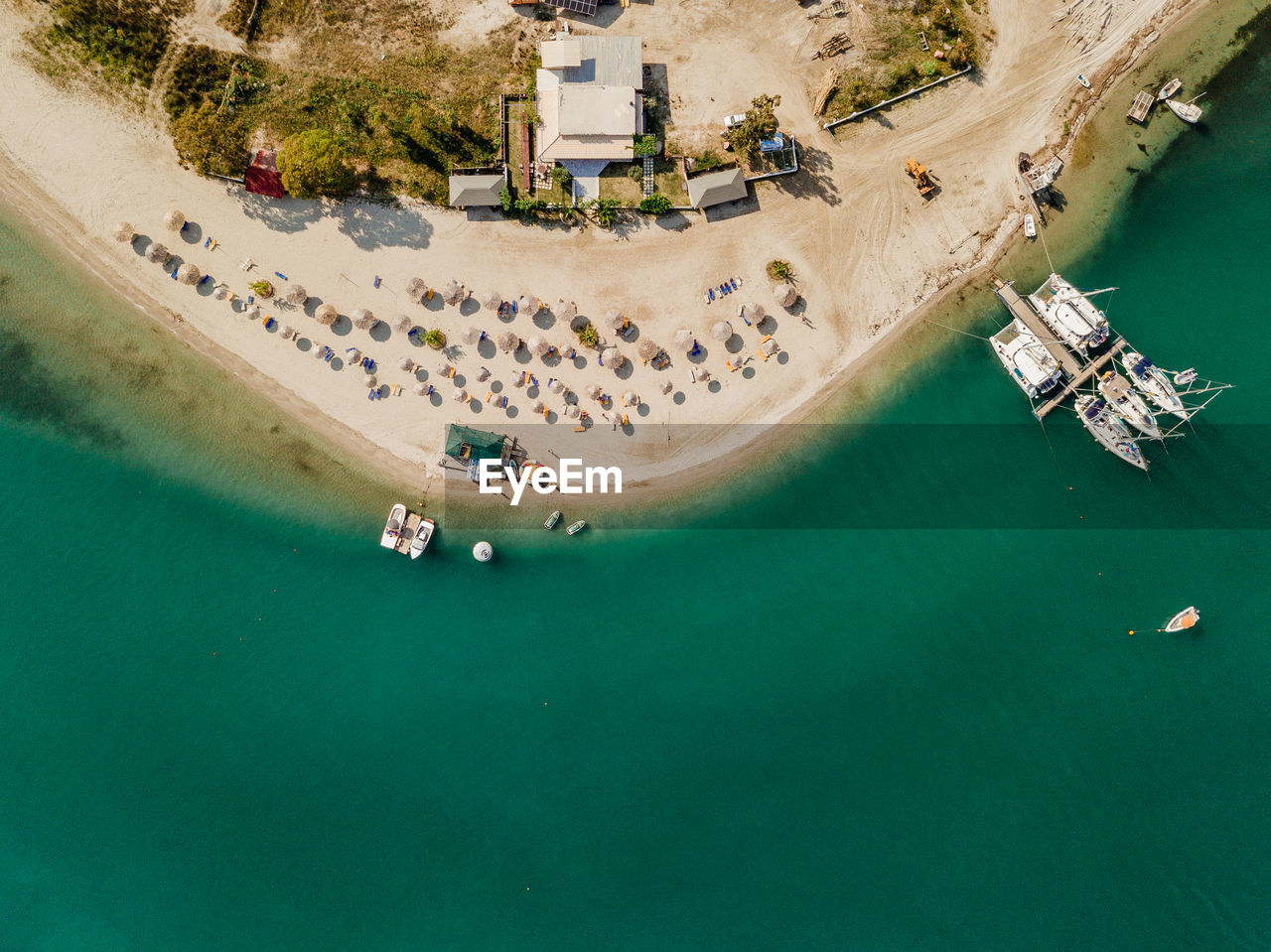 HIGH ANGLE VIEW OF BEACH