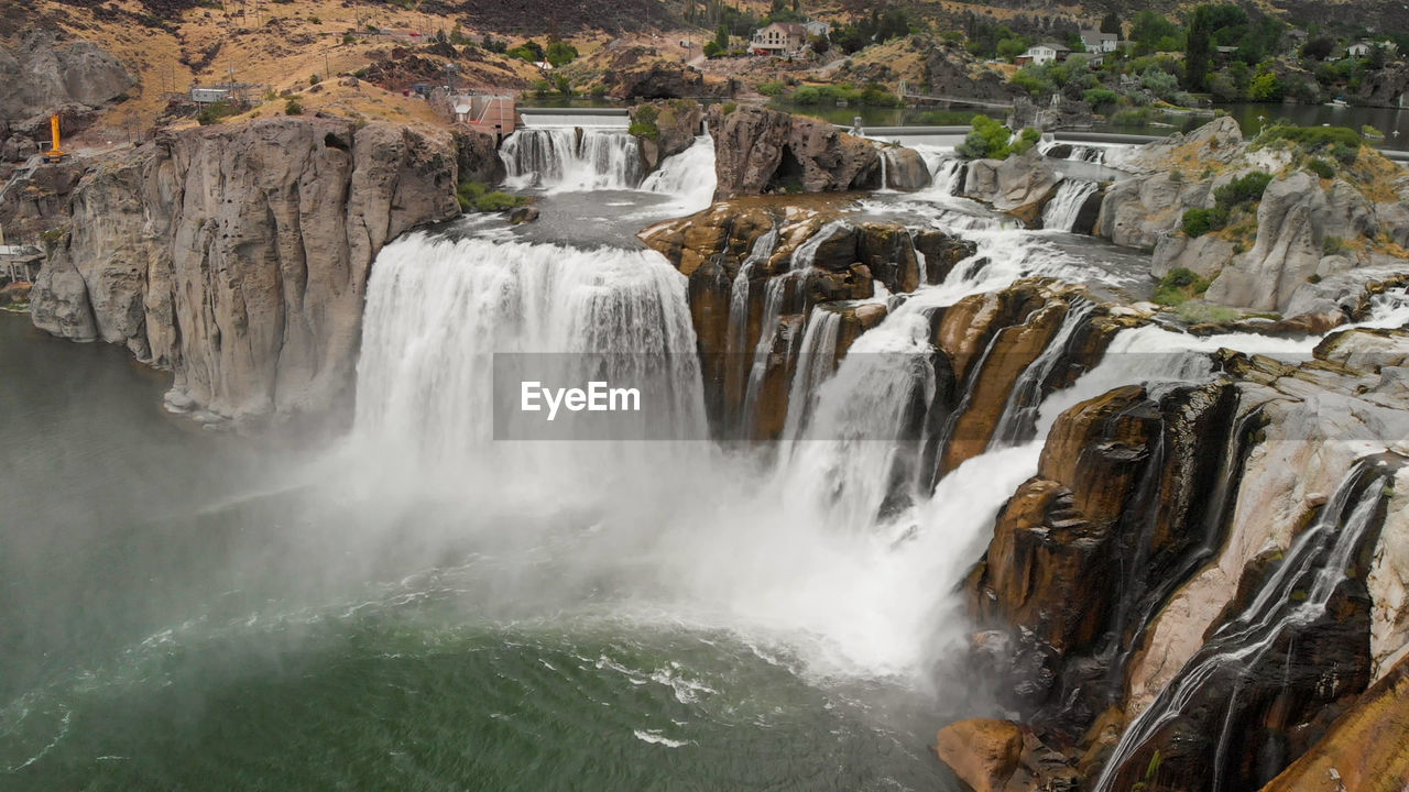 VIEW OF WATERFALL AT ROCKS