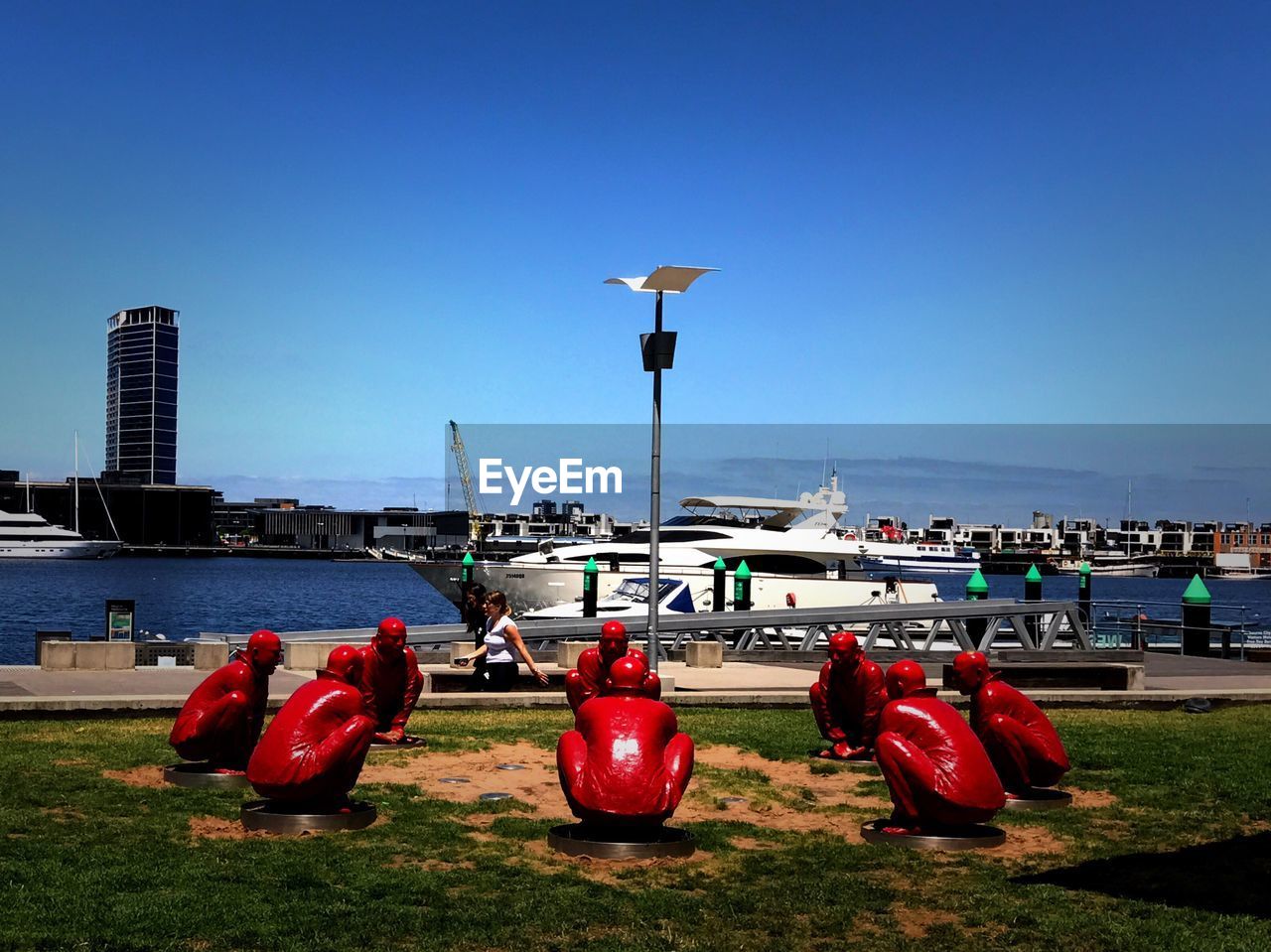 SCULPTURE BY SEA AGAINST CLEAR SKY