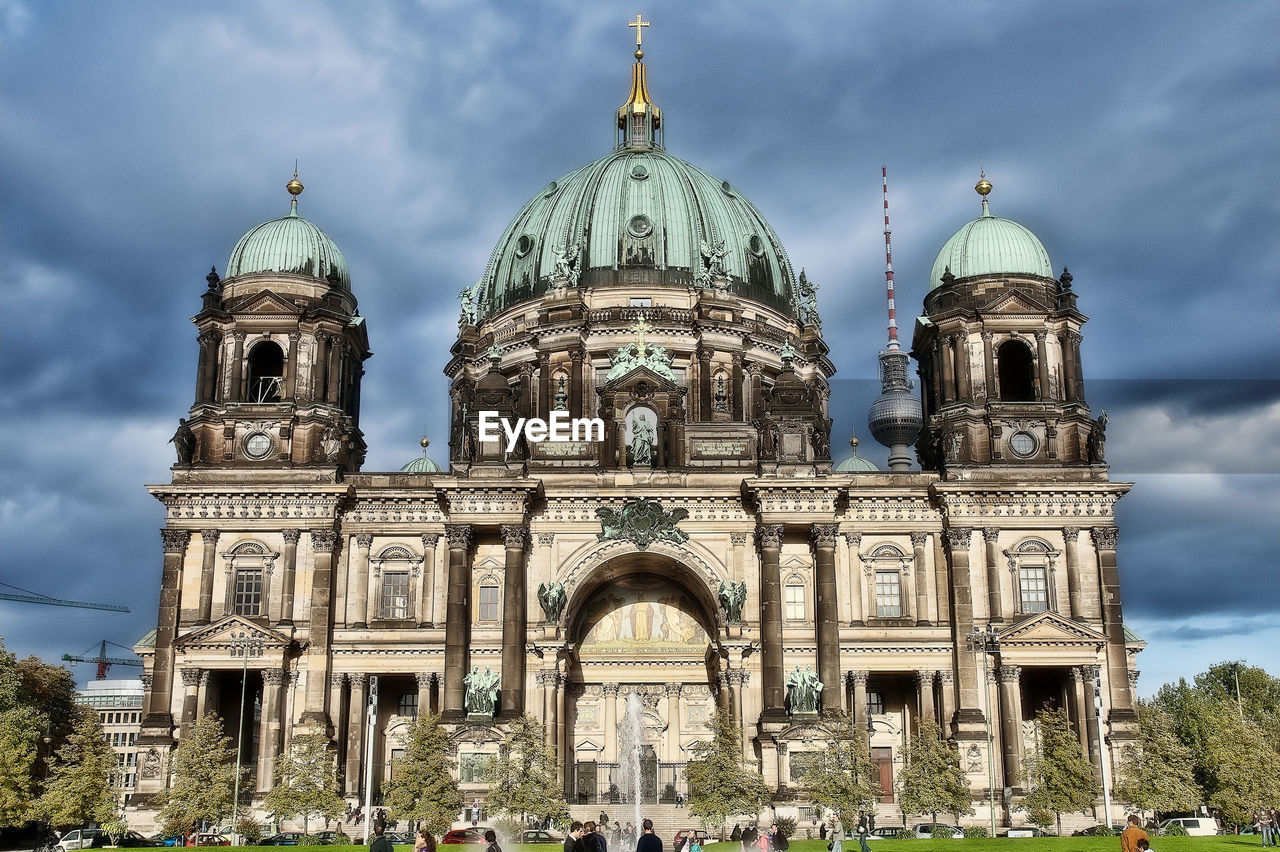 View of cathedral against sky