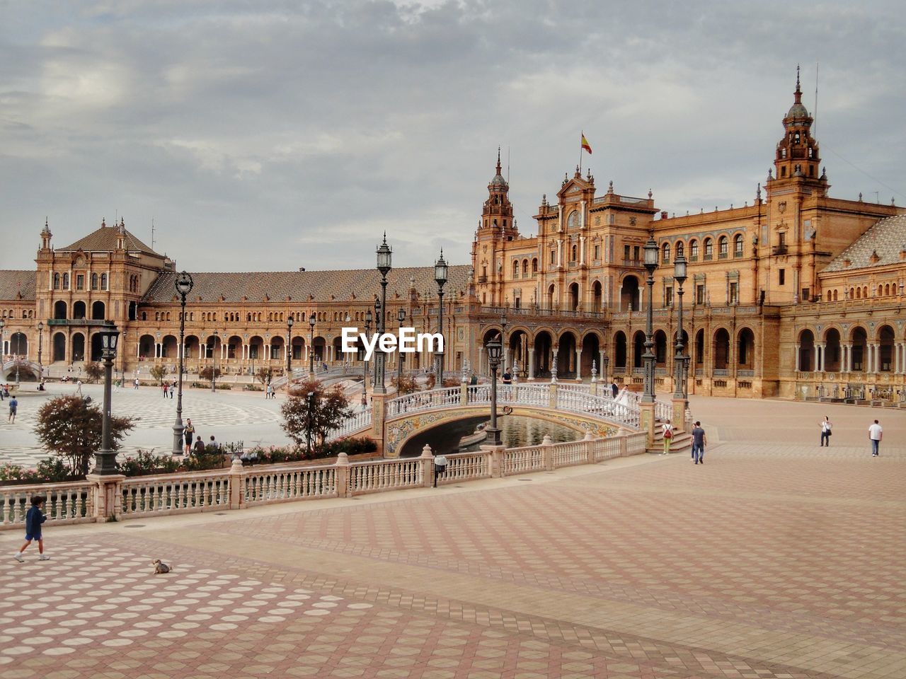 Sevilla masterpiece square