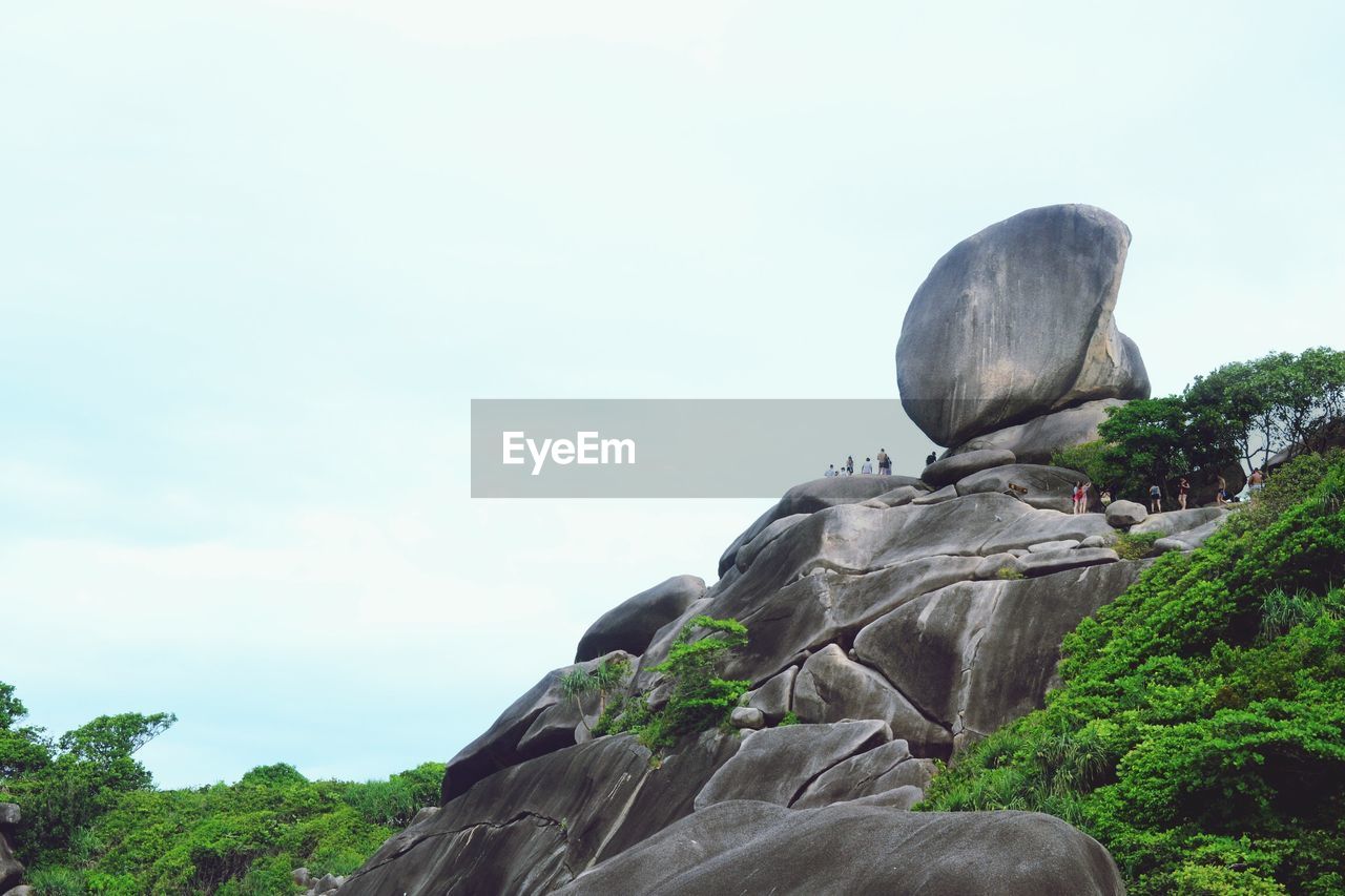 LOW ANGLE VIEW OF ROCKS AGAINST SKY