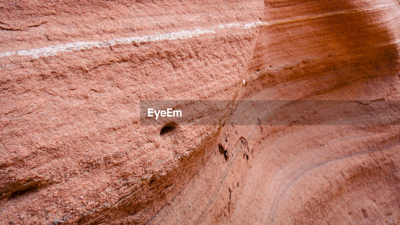 FULL FRAME SHOT OF ROCK