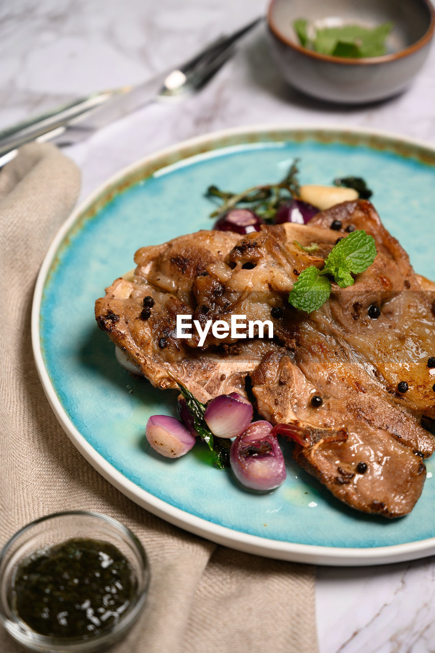 HIGH ANGLE VIEW OF MEAL SERVED IN PLATE