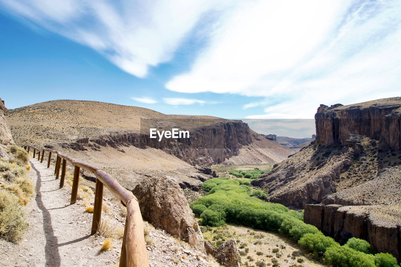 Path to cueva de las manos - cave of the hands -cave paintings- and pinturas river valley