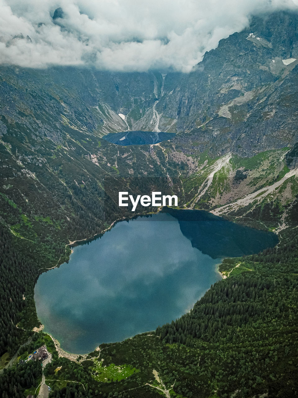 HIGH ANGLE VIEW OF LAKE AND MOUNTAIN AGAINST SKY