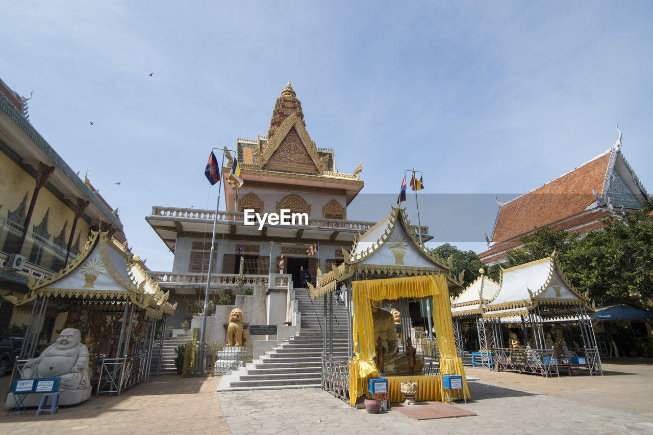 VIEW OF TEMPLE BUILDING