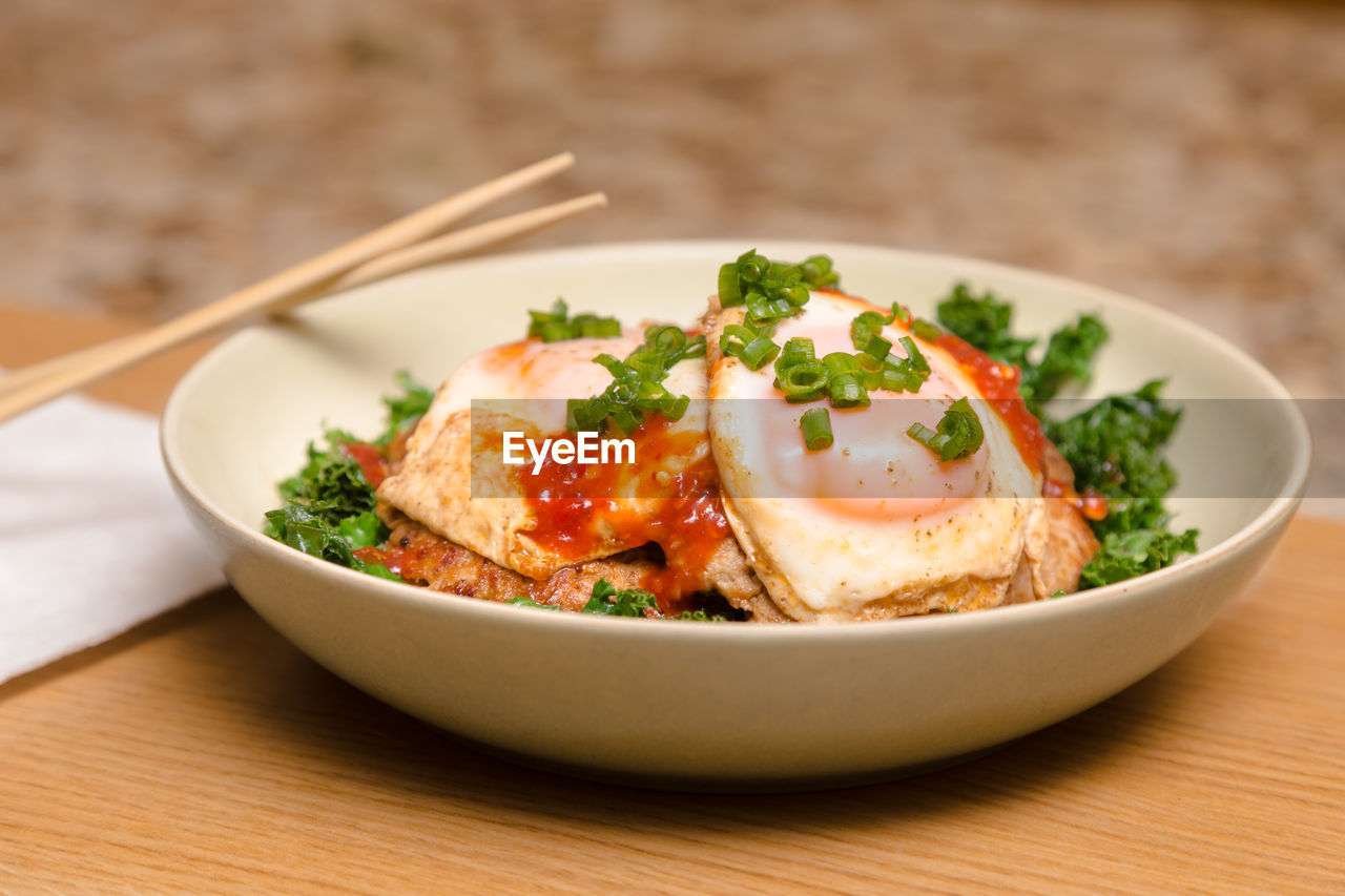 CLOSE-UP OF FOOD SERVED IN PLATE