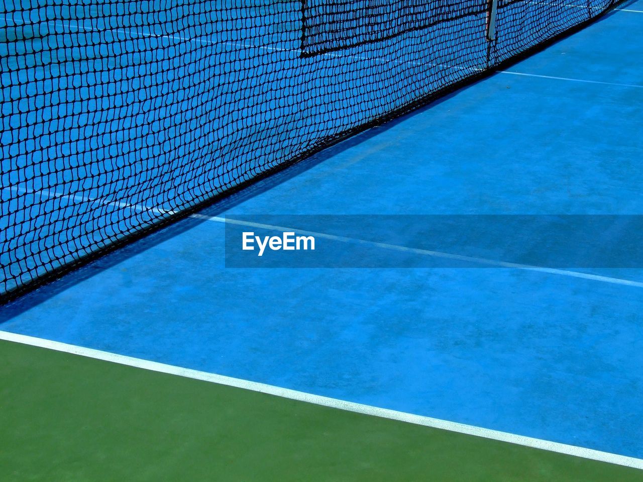 Full frame shot of tennis court