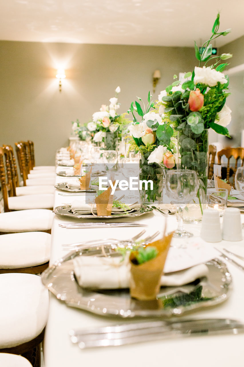 Wedding dining table. rustic wedding.