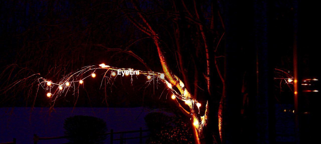 FIREWORKS IN SKY AT NIGHT