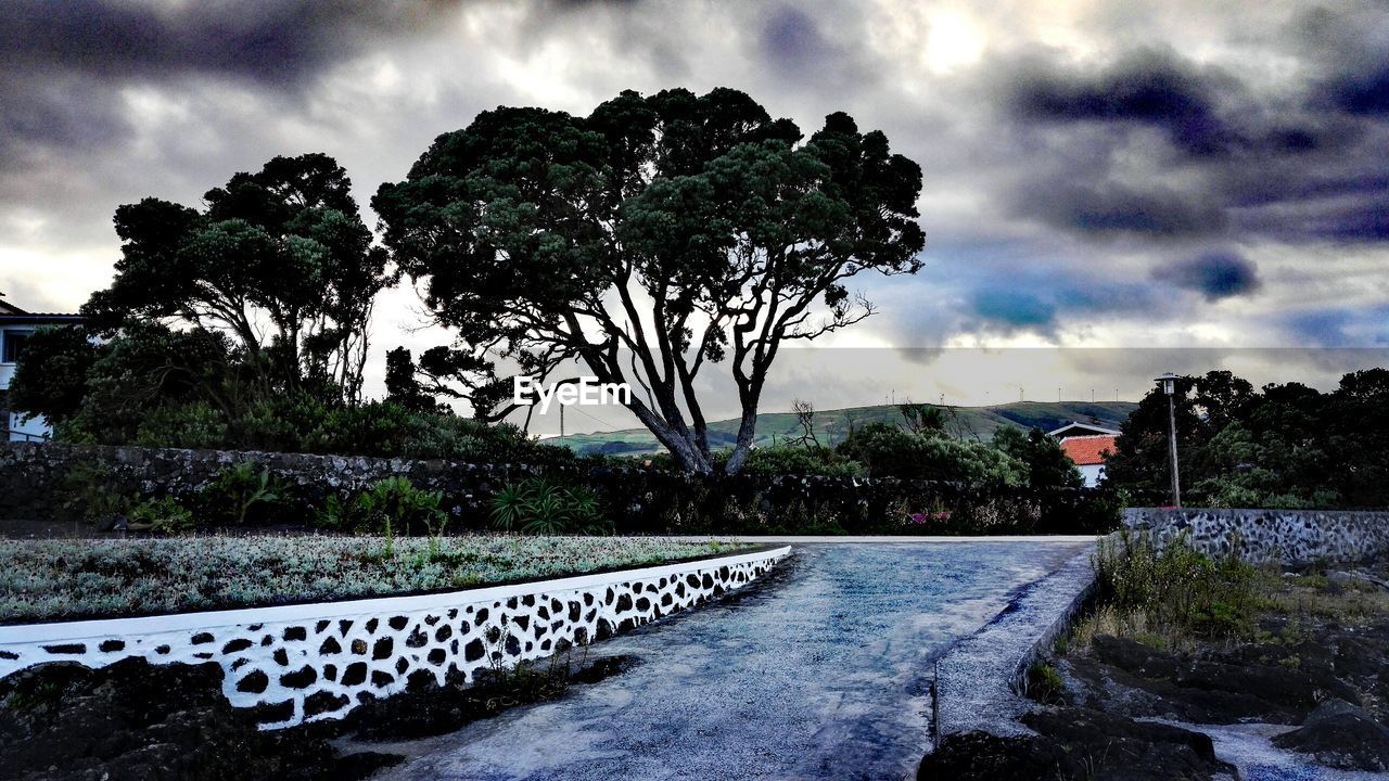 VIEW OF CLOUDY SKY OVER SEA