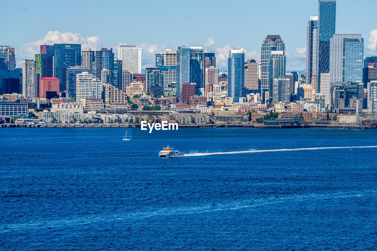 A view of elliottt bay and the seattle skyline.
