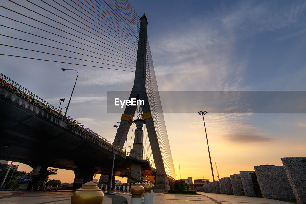 LOW ANGLE VIEW OF BRIDGE