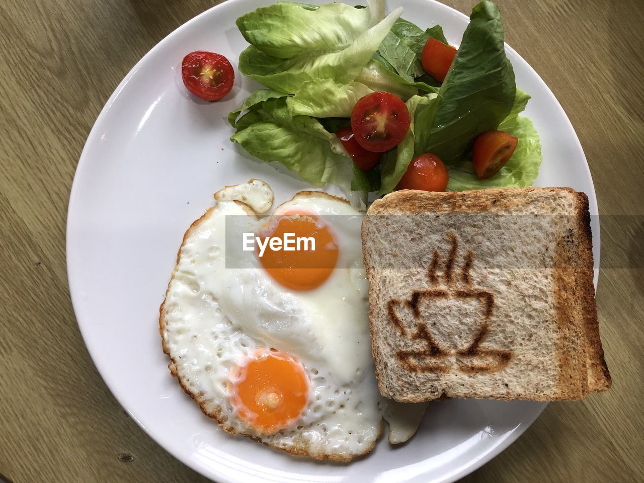 CLOSE-UP OF BREAKFAST SERVED ON TABLE