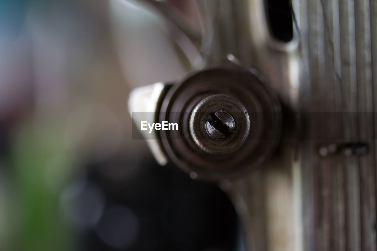 CLOSE-UP OF CAMERA OF A METAL