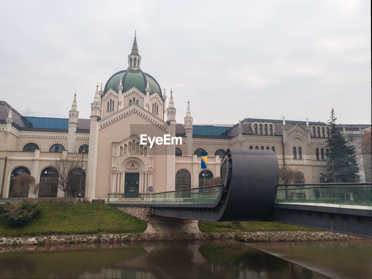 architecture, built structure, building exterior, water, landmark, travel destinations, sky, nature, religion, travel, history, dome, building, the past, place of worship, reflection, city, cloud, tourism, belief, bridge, river, no people, day, outdoors, spirituality, arch